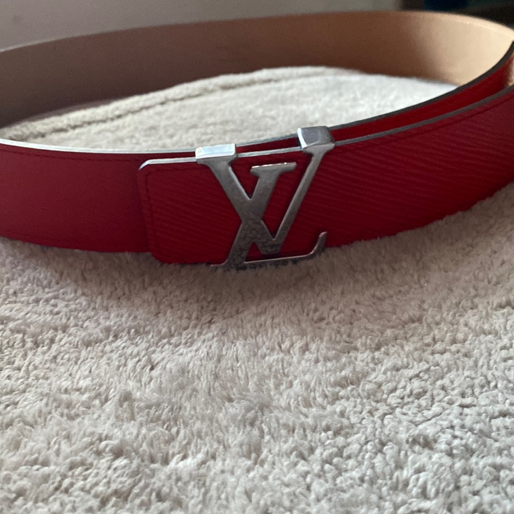 Louis Vuitton belt size 36 it can fit sozes small and medium